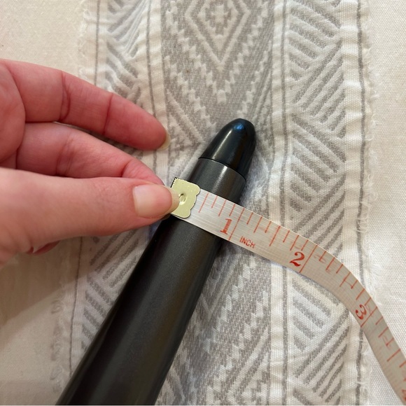 T3 SinglePass Whirl Tapered Curling Wand Black - Picture 2 of 6